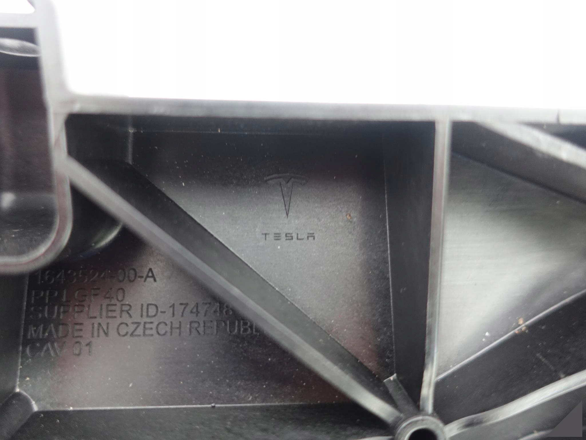 TESLA MODEL Y 20- PAS WZMOCNIENIE WSPORNIK NOWE TESLA MODEL Y 20- PAS WZMOCNIENIE WSPORNIK NOWE - obrazek 7