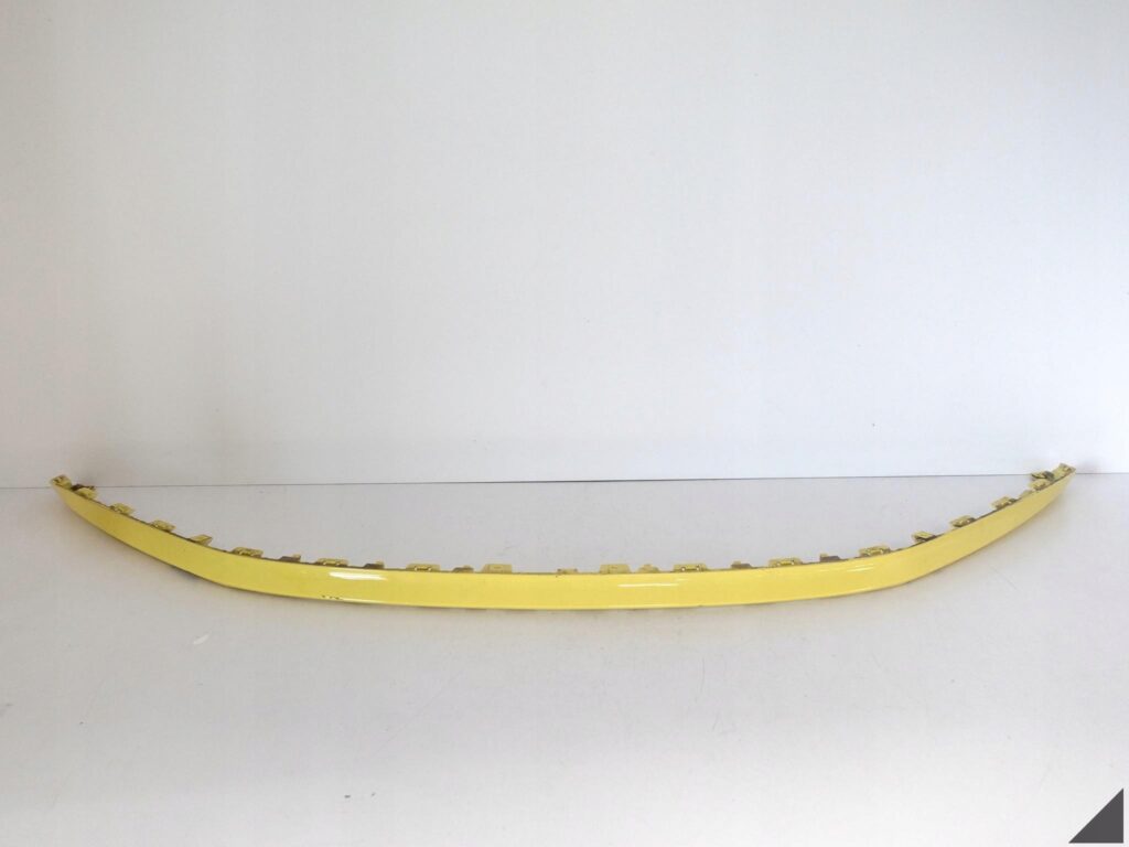 PORSCHE 992 GTS SPORT DESIGN 19- SPOILER LISTWA W ZDERZAK PRZÓD RACINGGELB