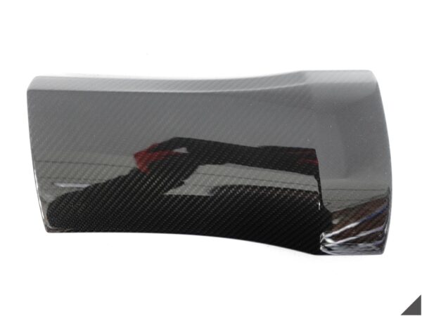ASTON MARTIN DBX 20- DOLNA LISTWA NAKŁADKA PRÓG BŁOTNIK PRAWA PRZÓD CARBON