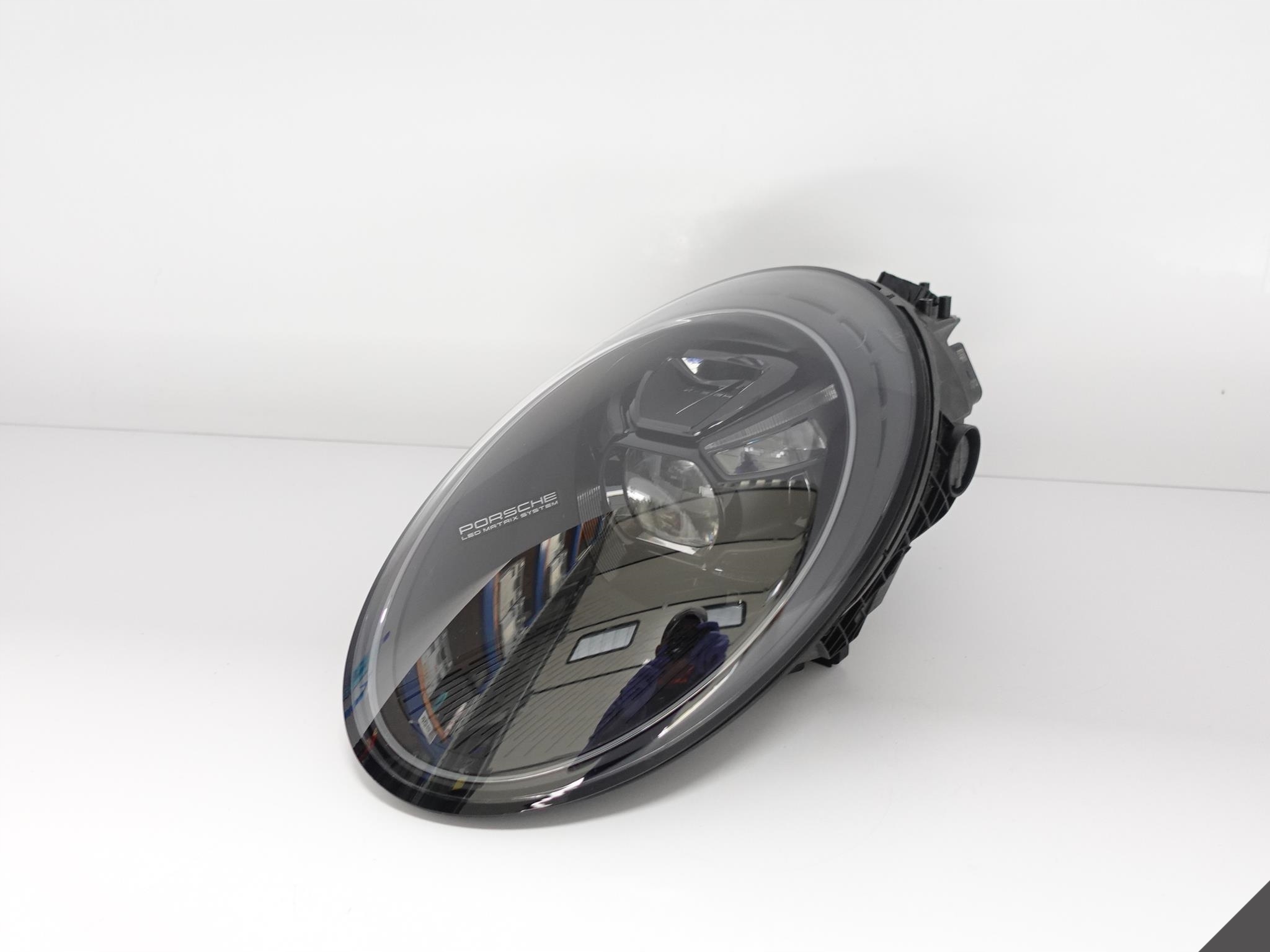 PORSCHE 992 TURBO GT3 FULL LED X-SIGHT MATRIX L LAMPA PORSCHE 992 TURBO GT3 FULL LED X-SIGHT MATRIX L LAMPA - obrazek 3