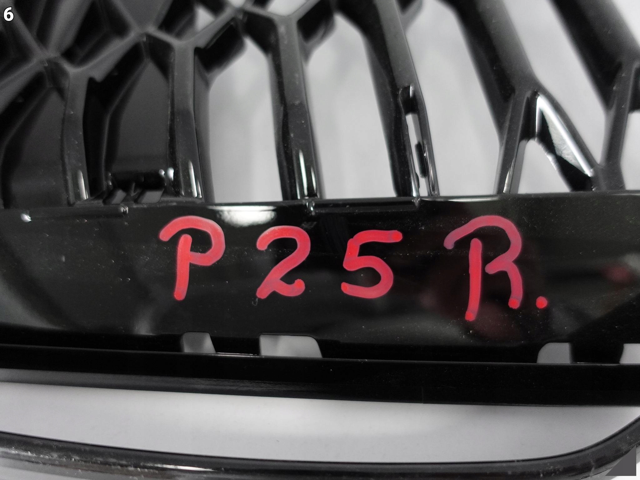 AUDI RS6 4K0 RS7 4K8 C8 ZDERZAK KRATKA PRAWA PRZÓD AUDI RS6 4K0 RS7 4K8 C8 ZDERZAK KRATKA PRAWA PRZÓD - obrazek 7