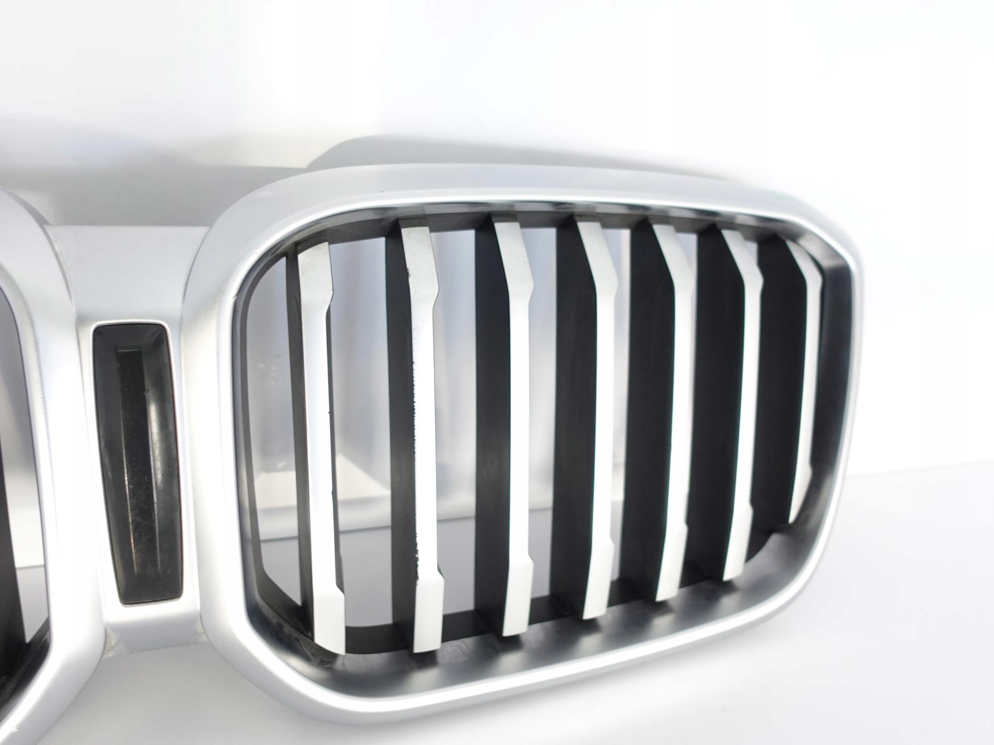 BMW X3 G01 X4 G02 20- LCI GRILL ATRAPA NERKI PRZÓD BMW X3 G01 X4 G02 20- LCI GRILL ATRAPA NERKI PRZÓD - obrazek 7