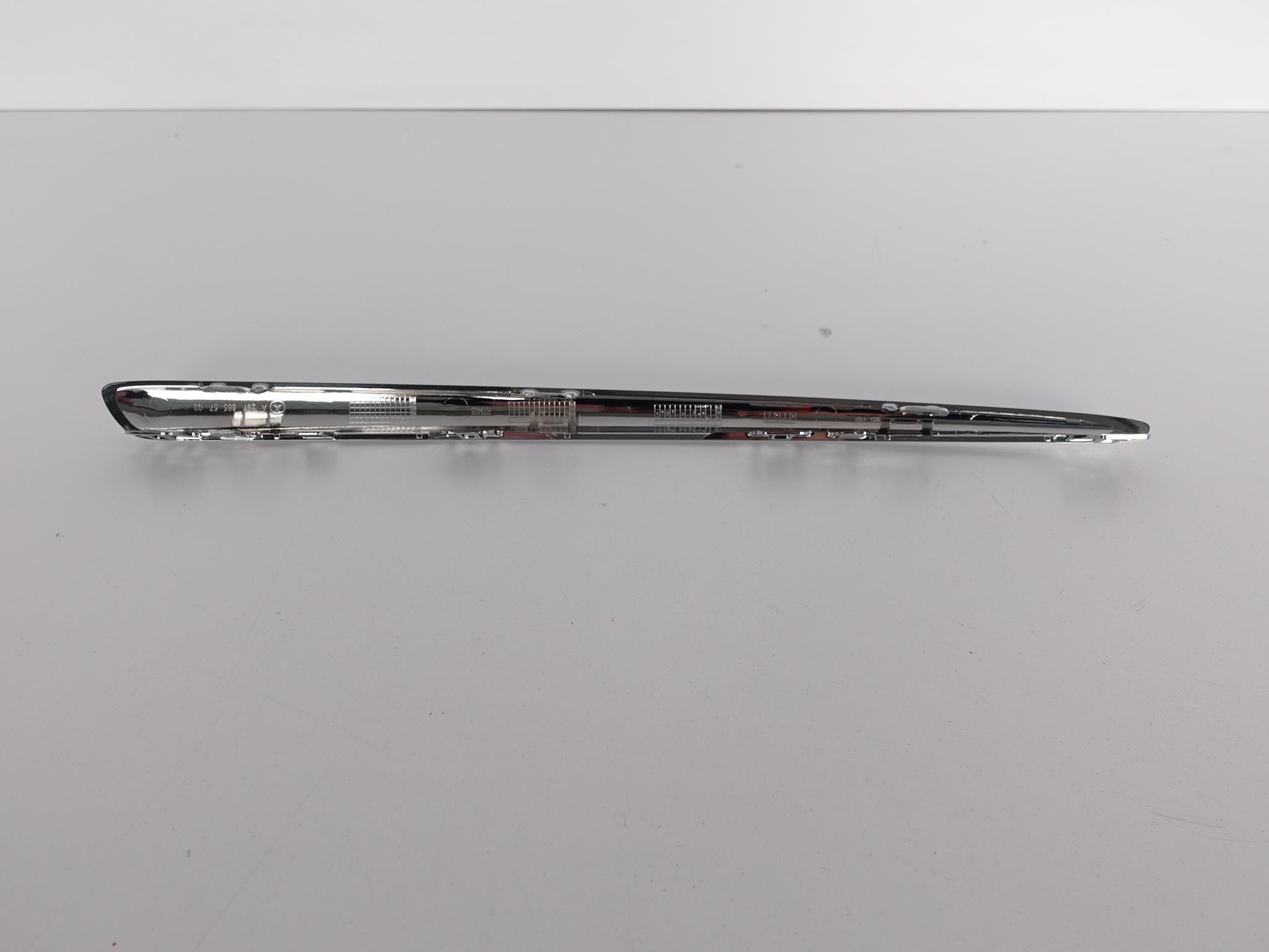 MERCEDES CLS C257 18- LISTWA CHROM PRAWA NA GRILL MERCEDES CLS C257 18- LISTWA CHROM PRAWA NA GRILL - obrazek 2