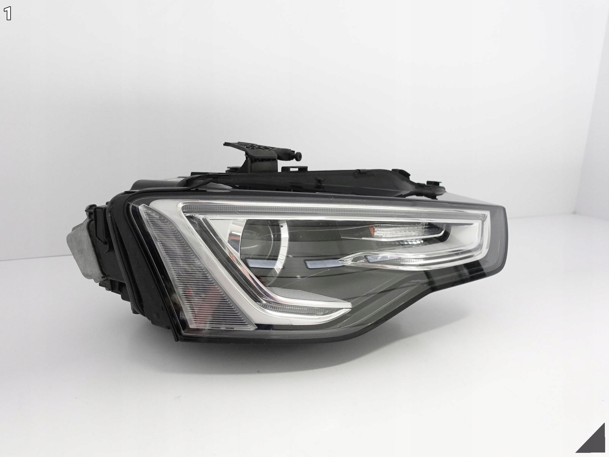 AUDI A5 8T0 LIFT 11-16 NIESKRĘTNA XENON+LED LAMPA AUDI A5 8T0 LIFT 11-16 NIESKRĘTNA XENON+LED LAMPA - obrazek 2