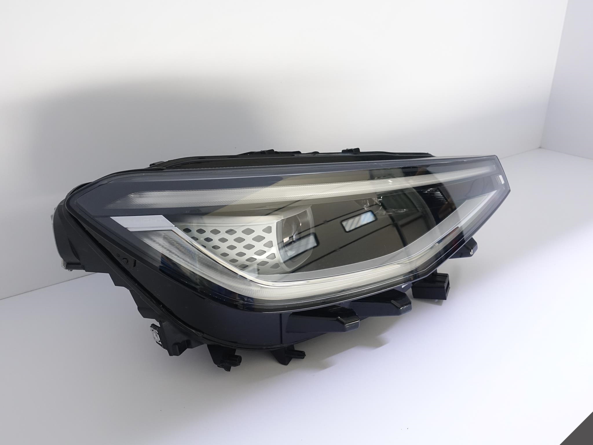 VW ID.4 11B 20- LAMPA IQ.LIGHT FULL LED PRAWA EU VW ID.4 11B 20- LAMPA IQ.LIGHT FULL LED PRAWA EU - obrazek 2