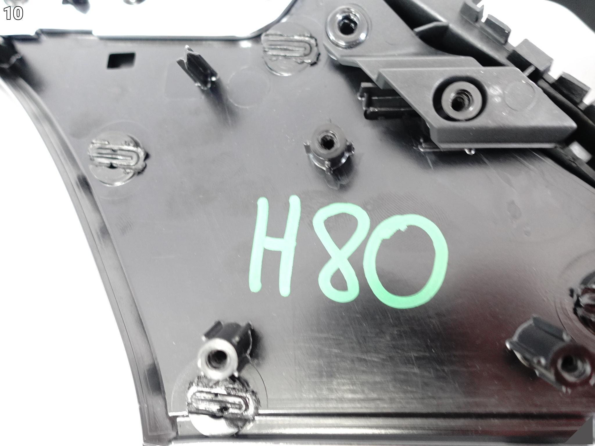 AUDI A8 S8 4H0 D4 LIFT 13-17 LISTWA DEKOR DRZWI LEWA PRZÓD KLAMKA GQ2 AUDI A8 S8 4H0 D4 LIFT 13-17 LISTWA DEKOR DRZWI LEWA PRZÓD KLAMKA GQ2 - obrazek 11