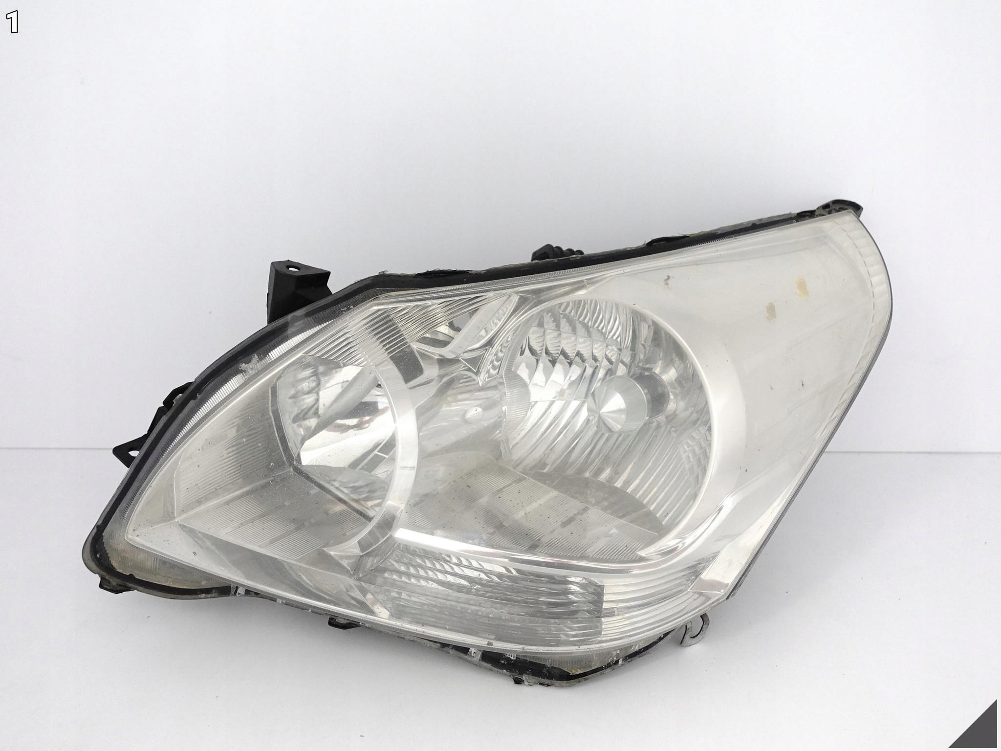 TOYOTA VERSO 09-13 (PRZED LIFTINGIEM) LAMPA XENON LEWA PRZÓD EUROPA+ MODUŁ TOYOTA VERSO 09-13 (PRZED LIFTINGIEM) LAMPA XENON LEWA PRZÓD EUROPA+ MODUŁ - obrazek 2