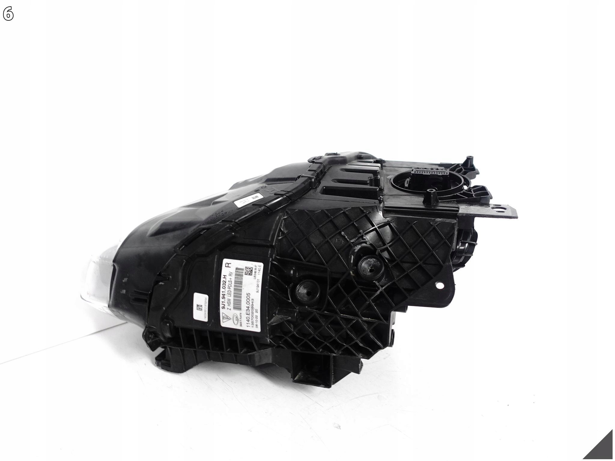 PORSCHE TAYCAN 9J1 LAMPA FULL LED MATRIX PDLS+ PRAWA PRZÓD EUROPA PORSCHE TAYCAN 9J1 LAMPA FULL LED MATRIX PDLS+ PRAWA PRZÓD EUROPA - obrazek 7