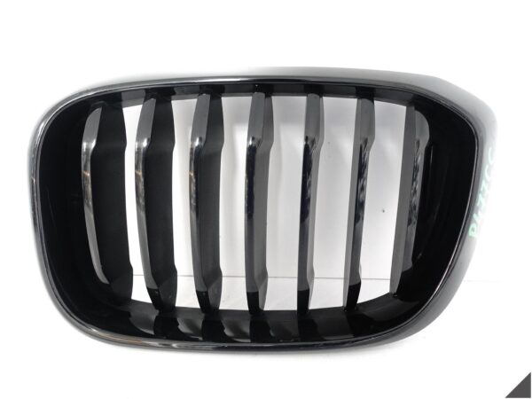 BMW X3 G01 X4 G02 18-20 KRATKA OZDOBNA NERKA GRILL ATRAPA LEWA PRZÓD CZARNA