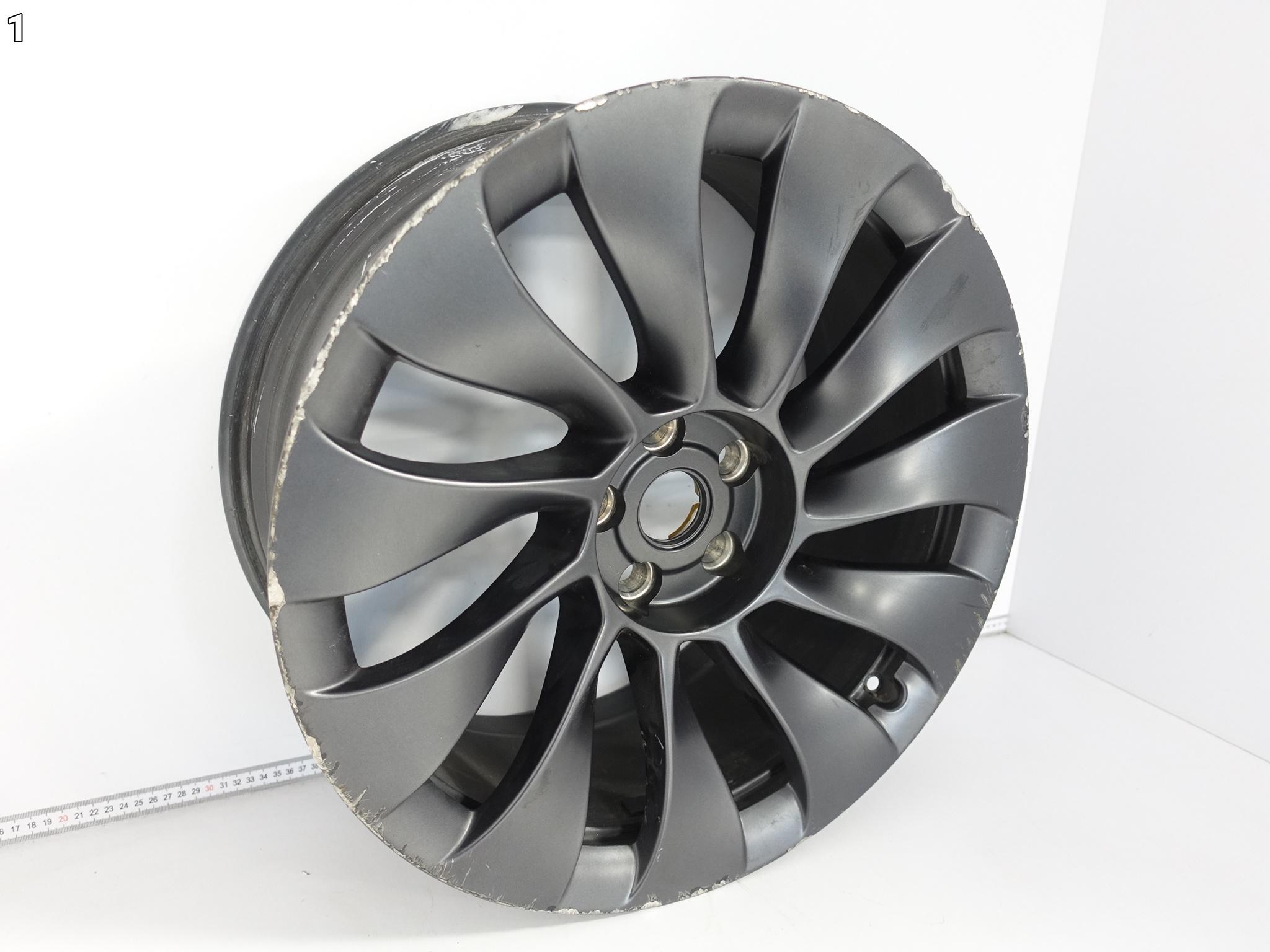 TESLA MODEL 3 5YJ3 PERFORMANCE FELGA 9×20 ET34 5×114,3 TESLA MODEL 3 5YJ3 PERFORMANCE FELGA 9x20 ET34 5x114,3 - obrazek 2
