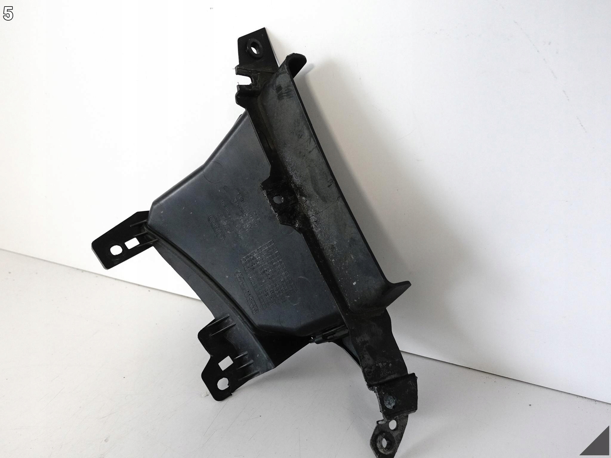 AUDI A4 B9 8W0 LIFT 19- ZWYKŁY /BASIS WLOT KIEROWNICA POWIETRZA PRAWA PRZÓD AUDI A4 B9 8W0 LIFT 19- ZWYKŁY /BASIS WLOT KIEROWNICA POWIETRZA PRAWA PRZÓD - obrazek 6