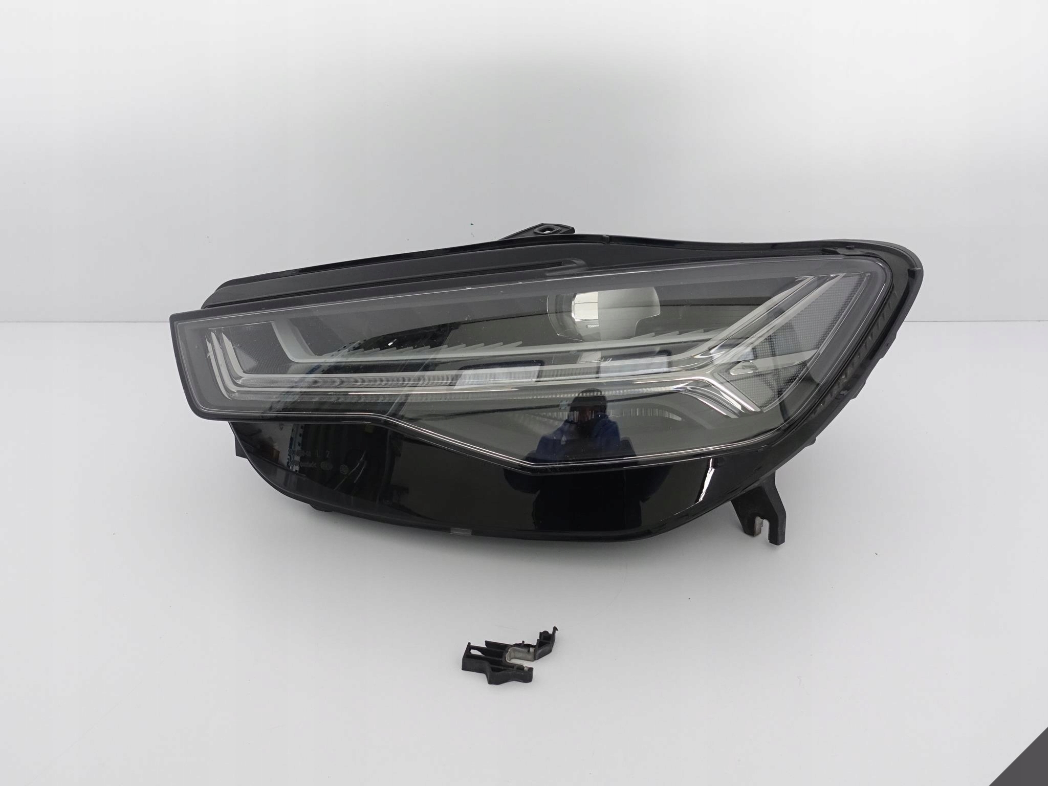 AUDI RS6 4G0 LIFT C7 14-18 LAMPA MATRIX FULL LED AUDI RS6 4G0 LIFT C7 14-18 LAMPA MATRIX FULL LED