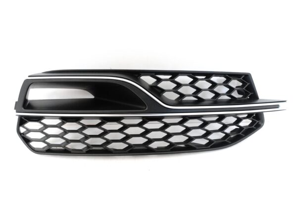 AUDI A3 S3 8V3 12-16 SPORTBACK GRILL ATRAPA KRATKA PRAWA W ZDERZAK PRZÓD