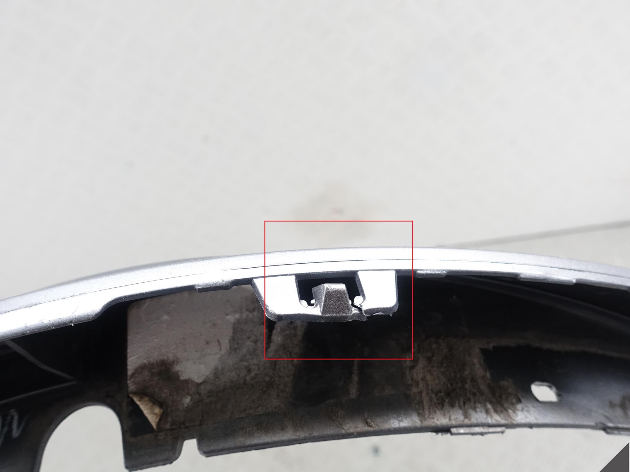 BMW X5 F15 F85 M-PAKIET OSŁONA LISTWA PRAWA TYŁ BMW X5 F15 F85 M-PAKIET OSŁONA LISTWA PRAWA TYŁ - obrazek 8