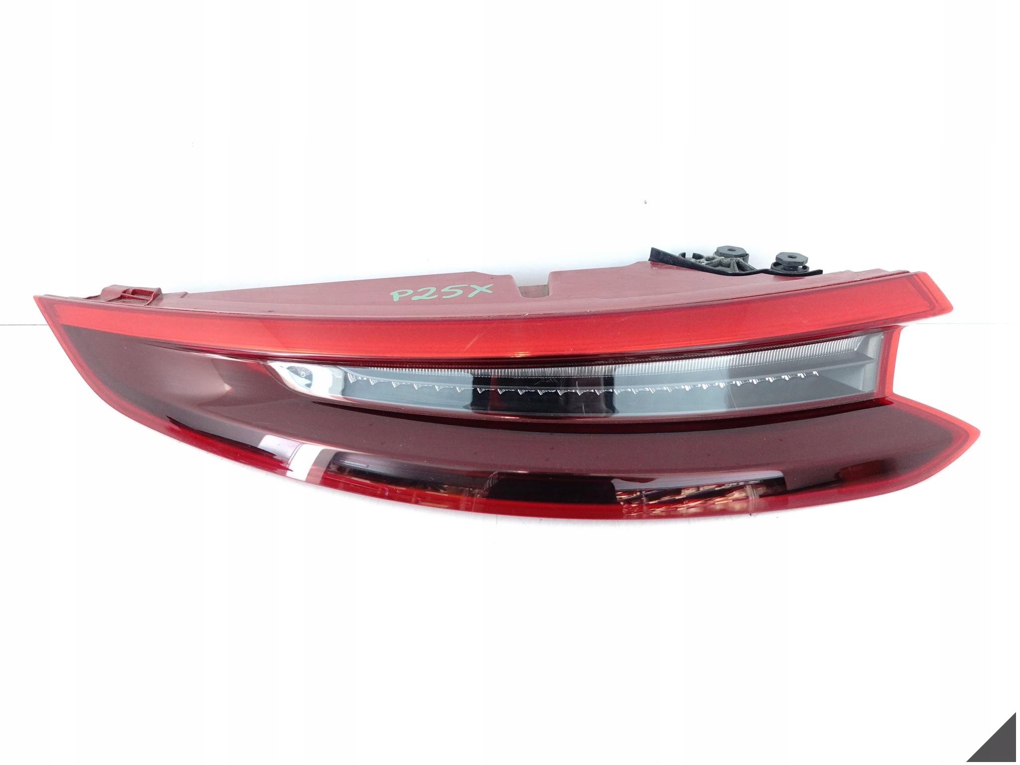 PORSCHE 991 LIFT TURBO / GT3 MK2 16-19 LAMPA LED LEWA TYŁ EUROPA CIEMNA PORSCHE 991 LIFT TURBO / GT3 MK2 16-19 LAMPA LED LEWA TYŁ EUROPA CIEMNA