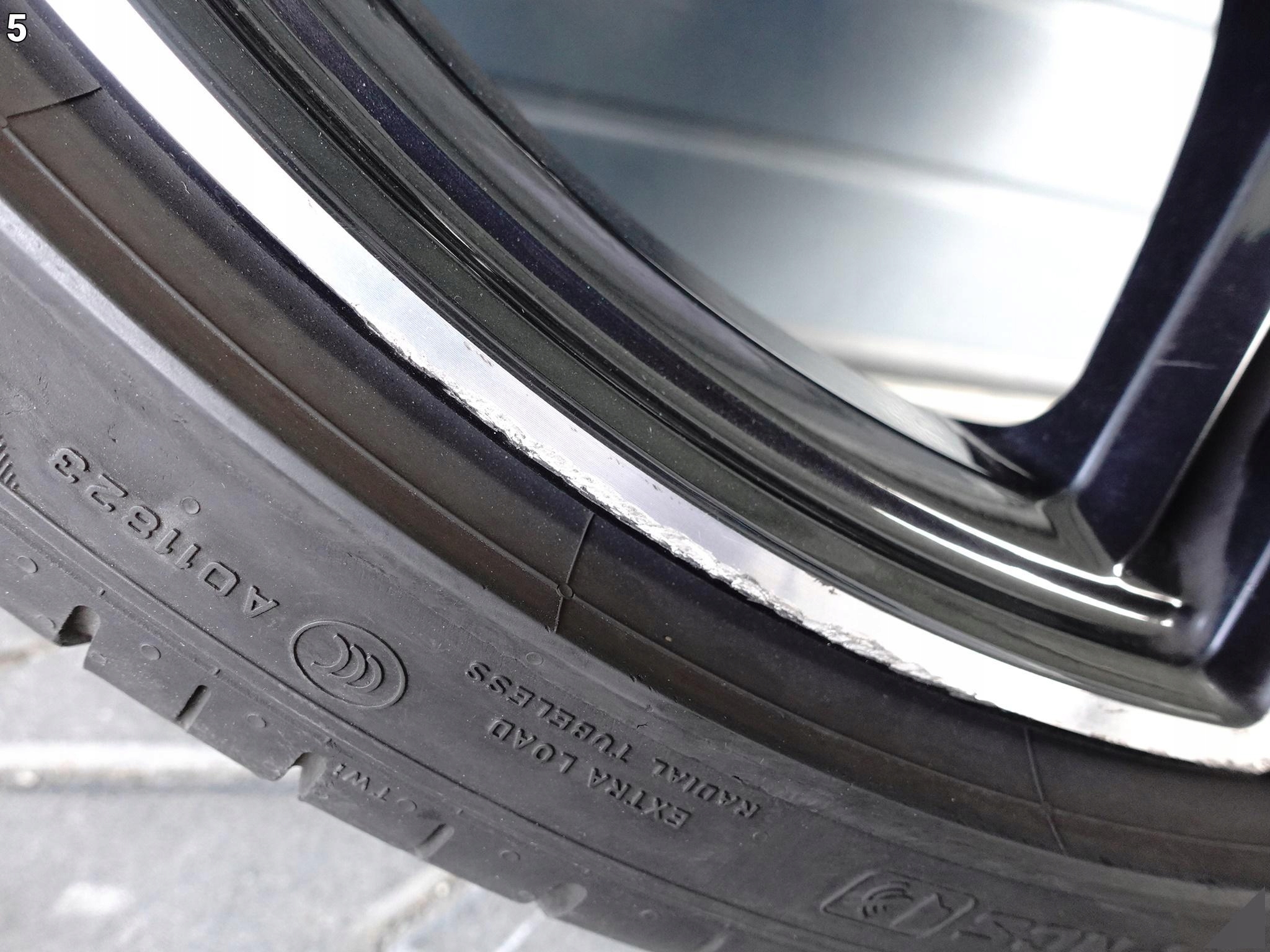 AUDI RS6 4K0 RS7 4K8 C8 FELGA + OPONA 10,5×22 ET19 PIRELLI 285/30 2021 ROK AUDI RS6 4K0 RS7 4K8 C8 FELGA + OPONA 10,5x22 ET19 PIRELLI 285/30 2021 ROK - obrazek 6