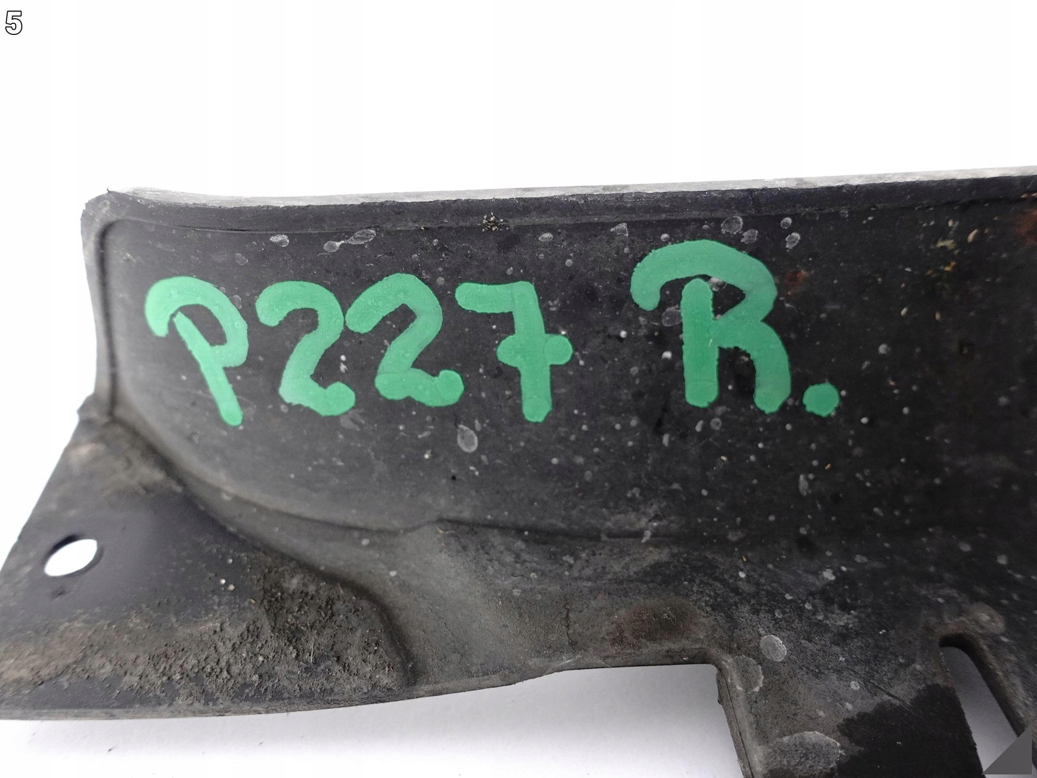 SKODA SCALA 657 19- CHLAPACZ OSŁONA ŚLIZG NADKOLE LEWE PRZÓD 657853887A SKODA SCALA 657 19- CHLAPACZ OSŁONA ŚLIZG NADKOLE LEWE PRZÓD 657853887A - obrazek 6