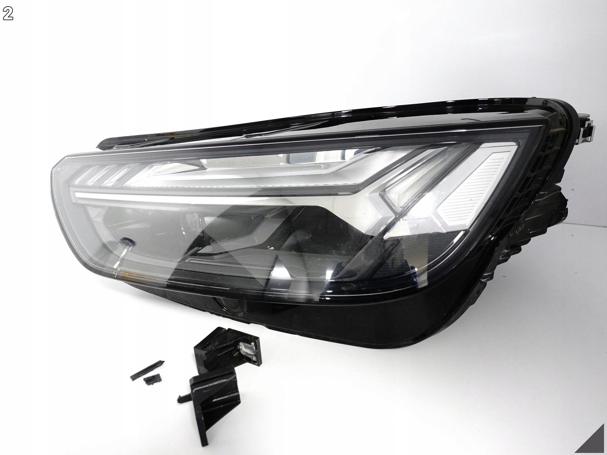 AUDI Q5 SQ5 II 80A FY LIFT 21- MATRIX FULL LED LAMPA LEWA PRZÓD EU *035E* AUDI Q5 SQ5 II 80A FY LIFT 21- MATRIX FULL LED LAMPA LEWA PRZÓD EU *035E* - obrazek 3
