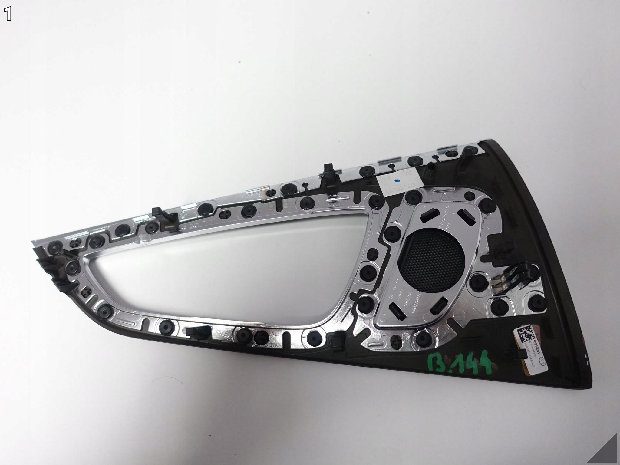 AUDI A7 S7 RS7 4G8 C7 LIFT 10-18 OSŁONA DEKOR DRZWI PRAWA TYŁ DREWNO AJ3 AUDI A7 S7 RS7 4G8 C7 LIFT 10-18 OSŁONA DEKOR DRZWI PRAWA TYŁ DREWNO AJ3 - obrazek 2