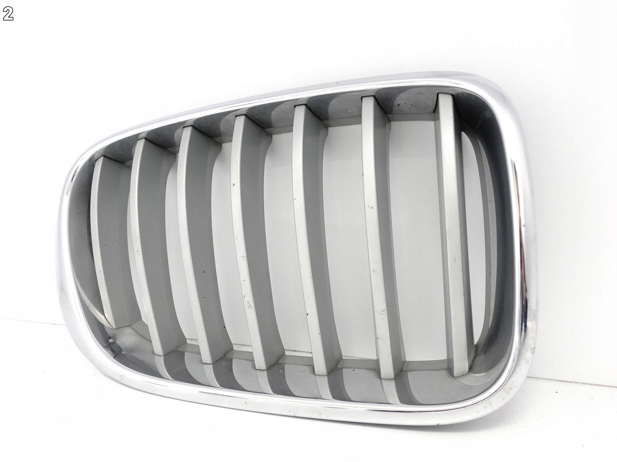 BMW X3 F25 LCI LIFT 14-18 X4 F26 M-PAKIET KRATKA ATRAPA NERKA PRAWA TITAN BMW X3 F25 LCI LIFT 14-18 X4 F26 M-PAKIET KRATKA ATRAPA NERKA PRAWA TITAN - obrazek 3