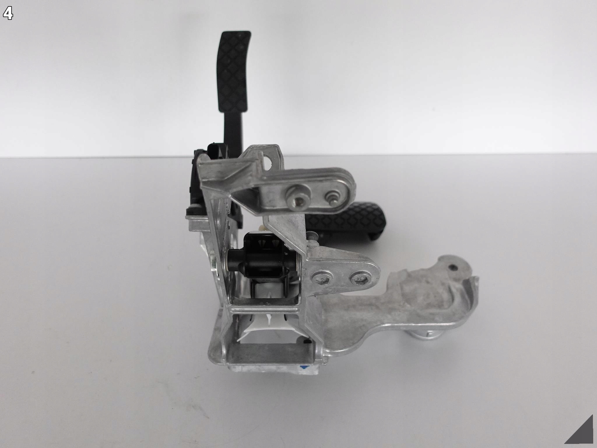 AUDI A7 4G8 A6 4G0 C7 LIFT A8 4H0 PEDAŁY AUTOMAT HAMULEC GAZ AUDI A7 4G8 A6 4G0 C7 LIFT A8 4H0 PEDAŁY AUTOMAT HAMULEC GAZ - obrazek 5