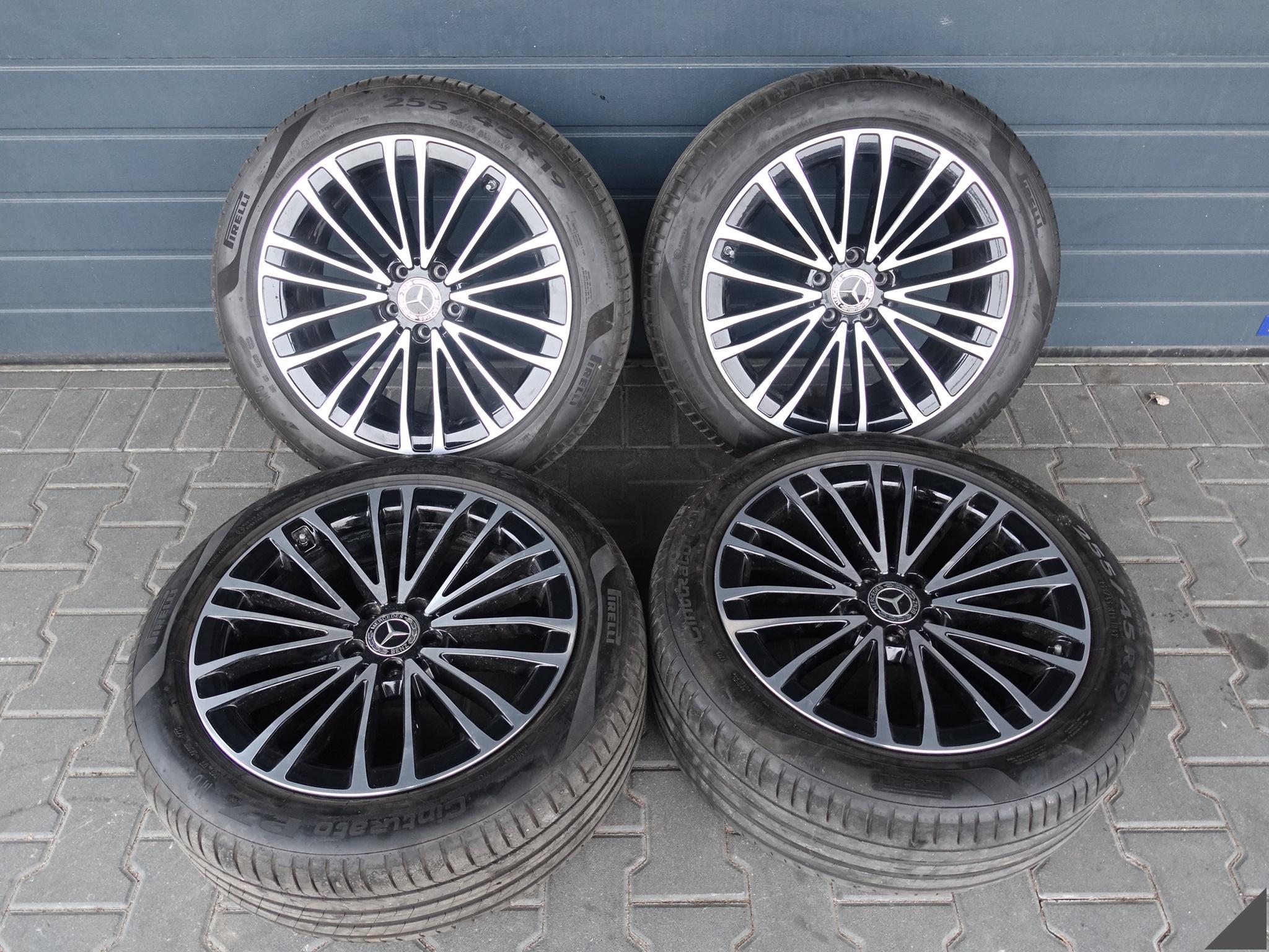 MERCEDES S-KLASA W223 FELGI 8,5Jx19 ET31,5 OPONY PIRELLI 2022R 255/45 104Y MERCEDES S-KLASA W223 FELGI 8,5Jx19 ET31,5 OPONY PIRELLI 2022R 255/45 104Y