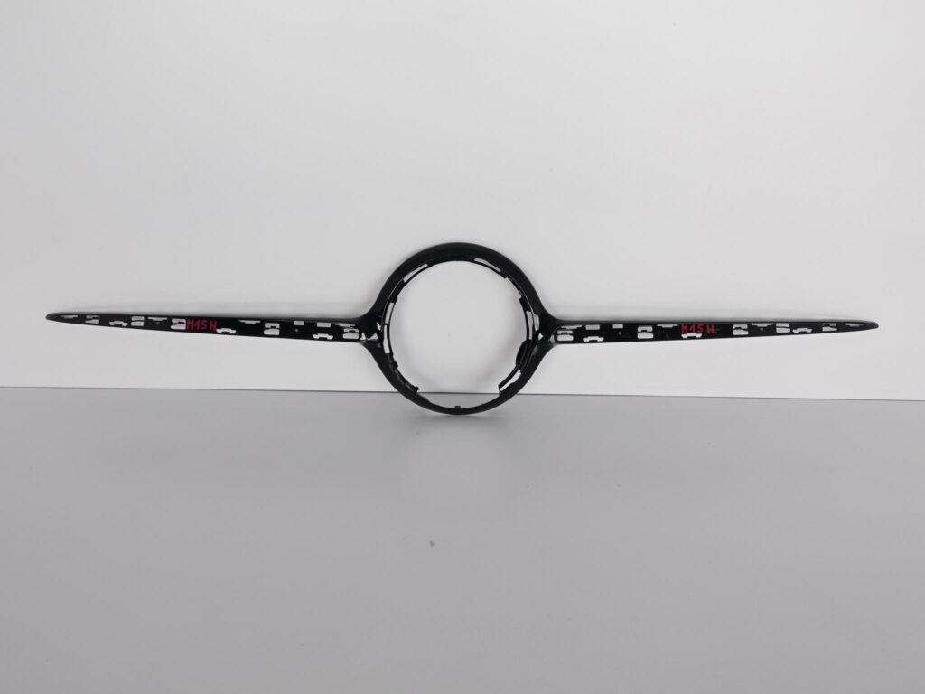 MERCEDES CLS C257 18- GRILL ATRAPA LISTWA BLENDA MERCEDES CLS C257 18- GRILL ATRAPA LISTWA BLENDA