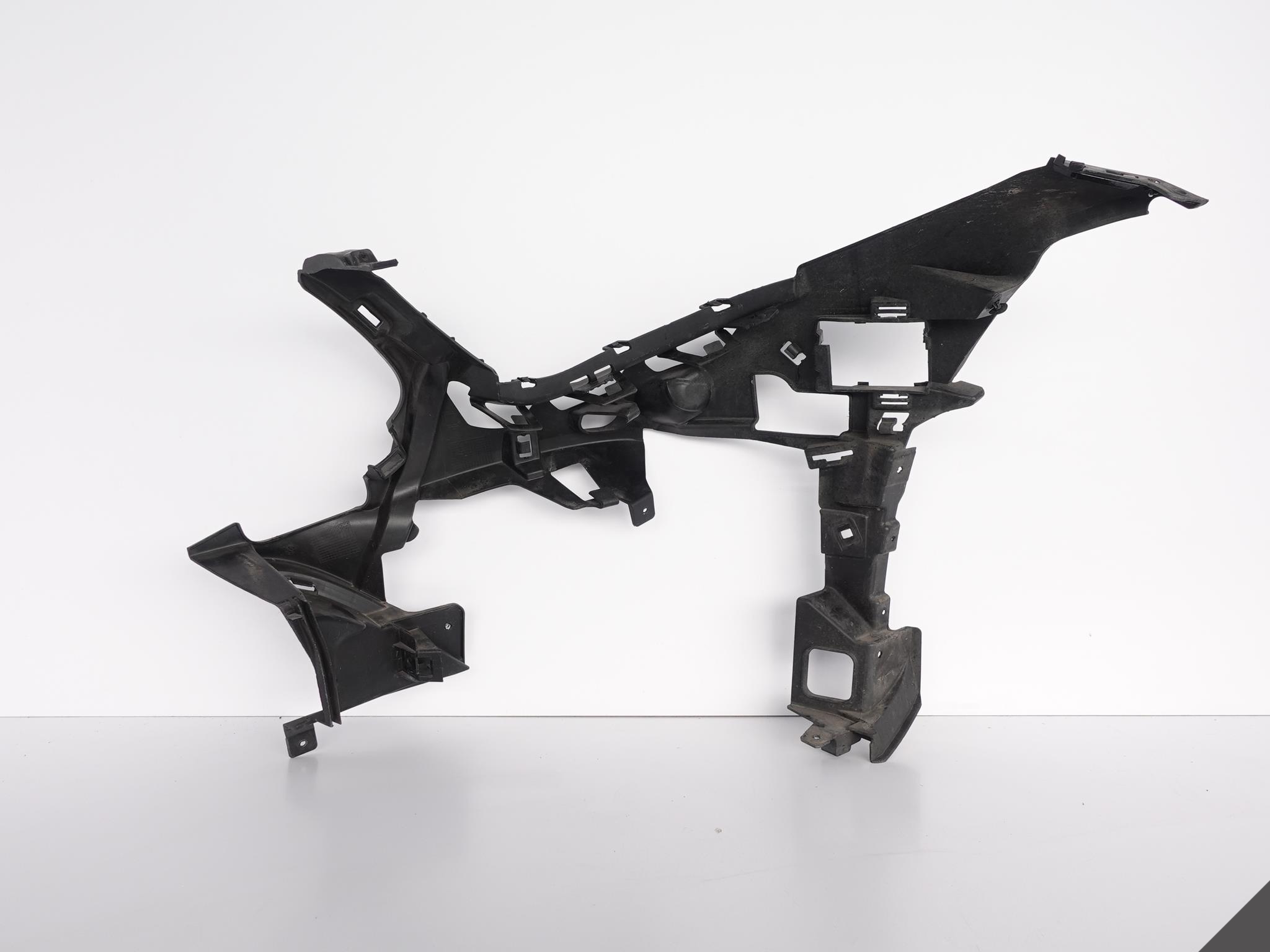 MERCEDES CLS C257 W257 AMG 5.3 ZDERZAK ŚLIZG PRAWY MERCEDES CLS C257 W257 AMG 5.3 ZDERZAK ŚLIZG PRAWY - obrazek 6