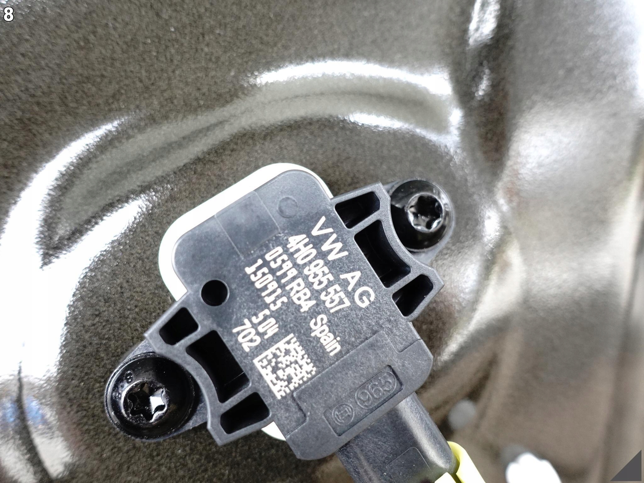 AUDI A8 S8 D4 4H0 09-17 LIFT DRZWI LEWE PRZÓD + SZYBA DEMONTAŻ KOLOR LY9T AUDI A8 S8 D4 4H0 09-17 LIFT DRZWI LEWE PRZÓD + SZYBA DEMONTAŻ KOLOR LY9T - obrazek 9