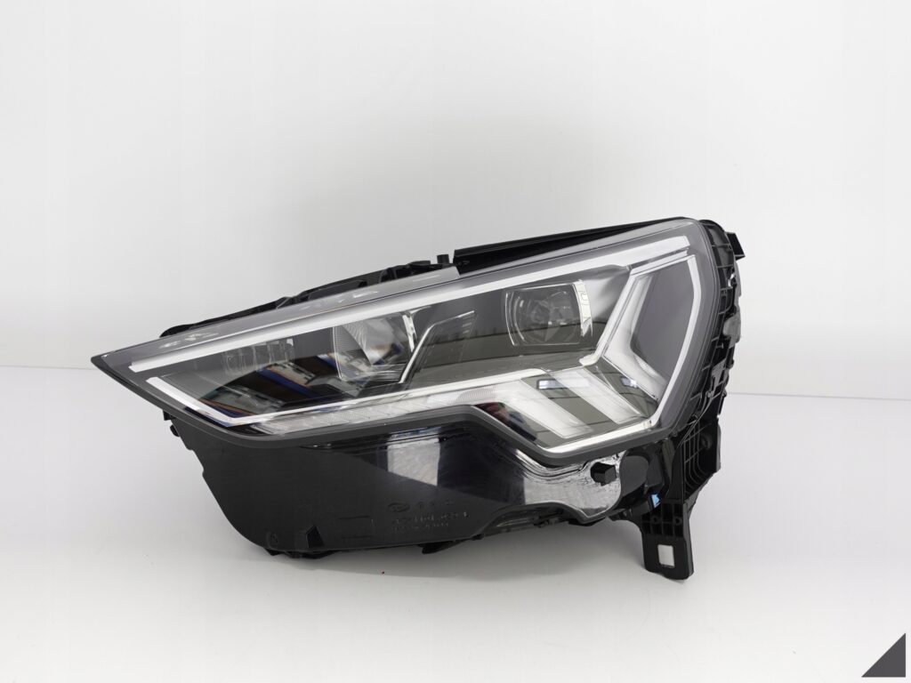 AUDI Q3 II 2 F3 83A 18- LAMPA FULL LED L B.ŁADNA