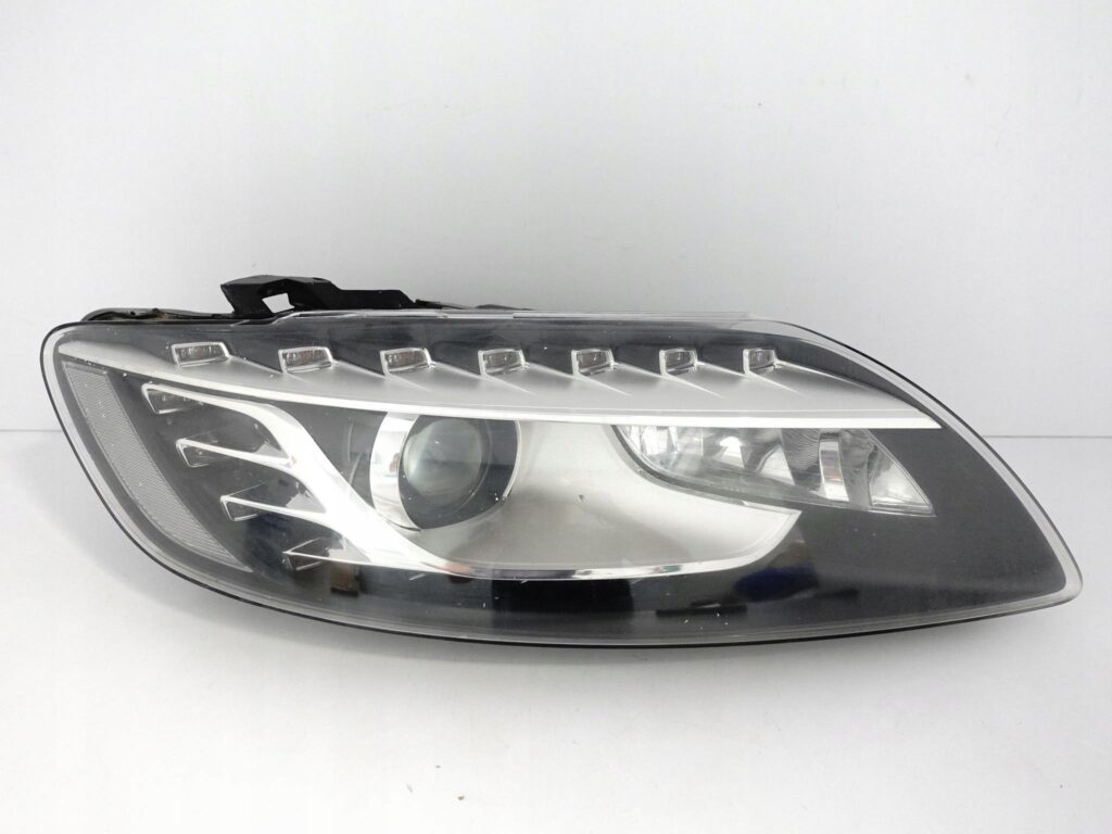 AUDI Q7 4L0 LIFT 09-15 LAMPA XENON + LED NIESKRĘTNA PRAWA PRZÓD EUROPA