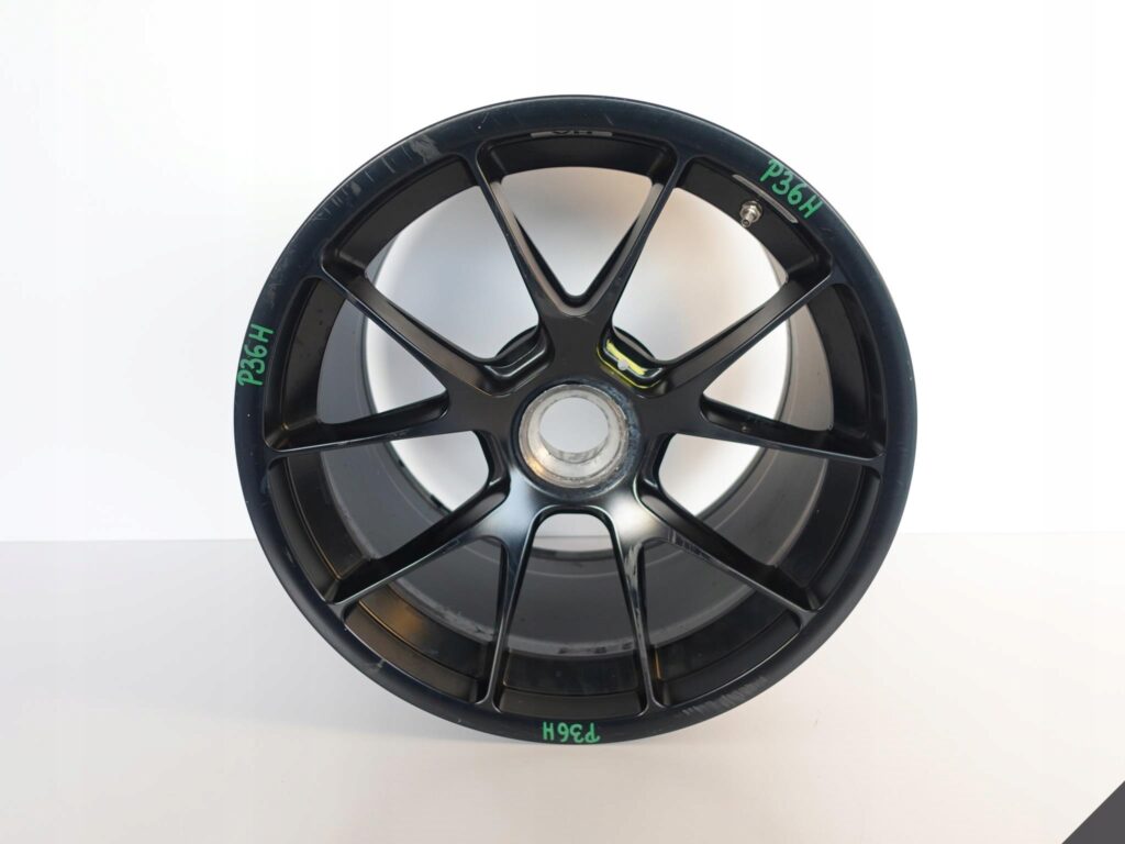 PORSCHE 991 GT3 CUP FELGA 12JX18 ET53 9913621518A