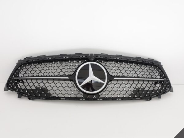MERCEDES CLA X118 C118 AMG LIFT 22- GRILL ATRAPA