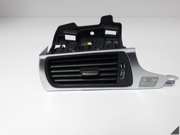 AUDI A7 S7 A6 S6 4G8 4G0 C7 10-18 KRATKA NAWIEWU BOCZNA LEWA CHROM KOKPIT AUDI A7 S7 A6 S6 4G8 4G0 C7 10-18 KRATKA NAWIEWU BOCZNA LEWA CHROM KOKPIT