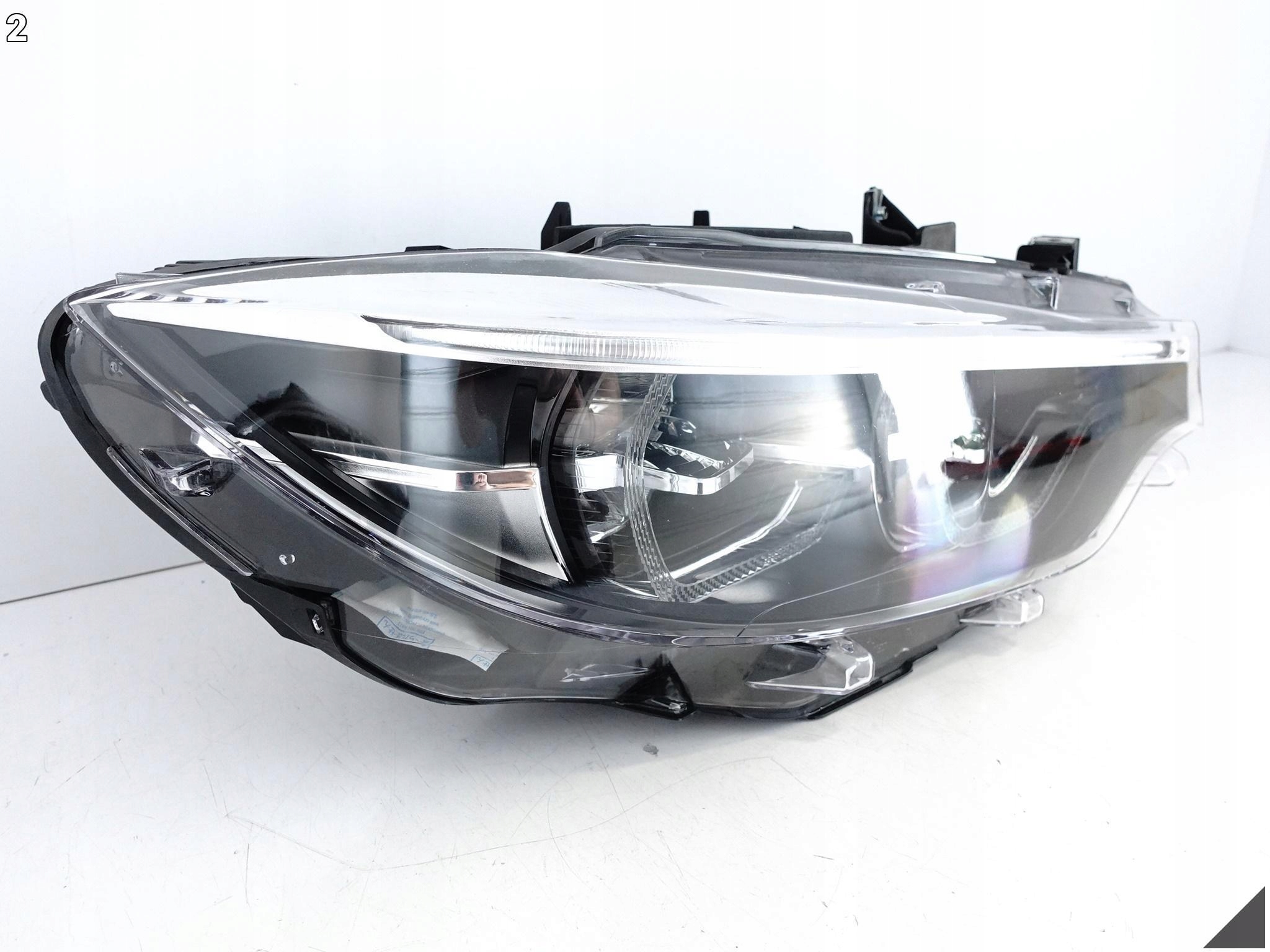 VALEO BMW M3 F80 M4 F82 F83 F32 F33 F36 LIFT LAMPA ADAPTIVE FULL LED PRAWA VALEO BMW M3 F80 M4 F82 F83 F32 F33 F36 LIFT LAMPA ADAPTIVE FULL LED PRAWA - obrazek 3
