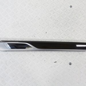 BMW 7 G11 G12 DEKOR LISTWA OZDOBNA PRAWA PRZÓD