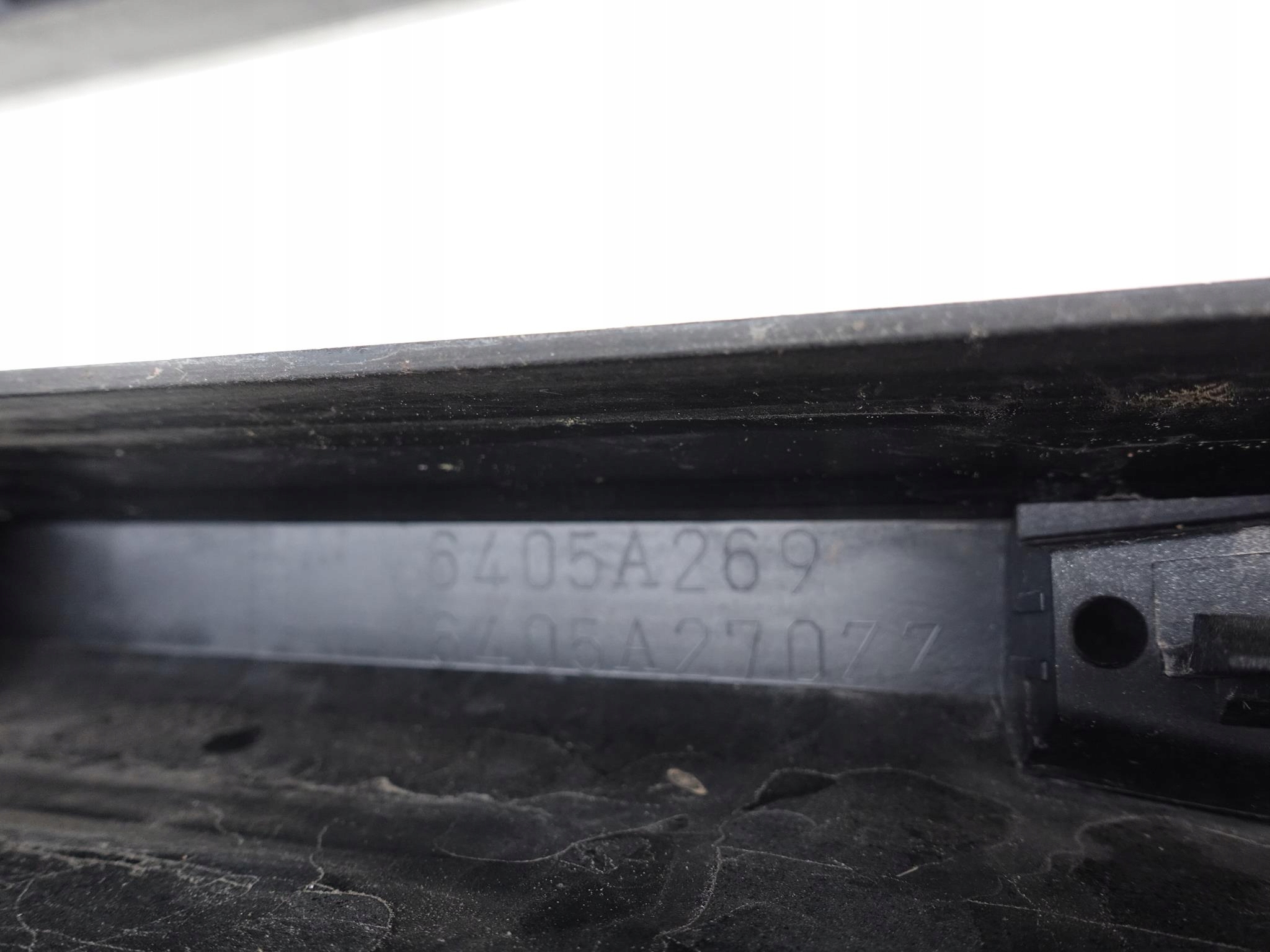 OUTLANDER III LIFT 18-20 SPOILER DOKŁADKA ZDERZAK OUTLANDER III LIFT 18-20 SPOILER DOKŁADKA ZDERZAK - obrazek 7