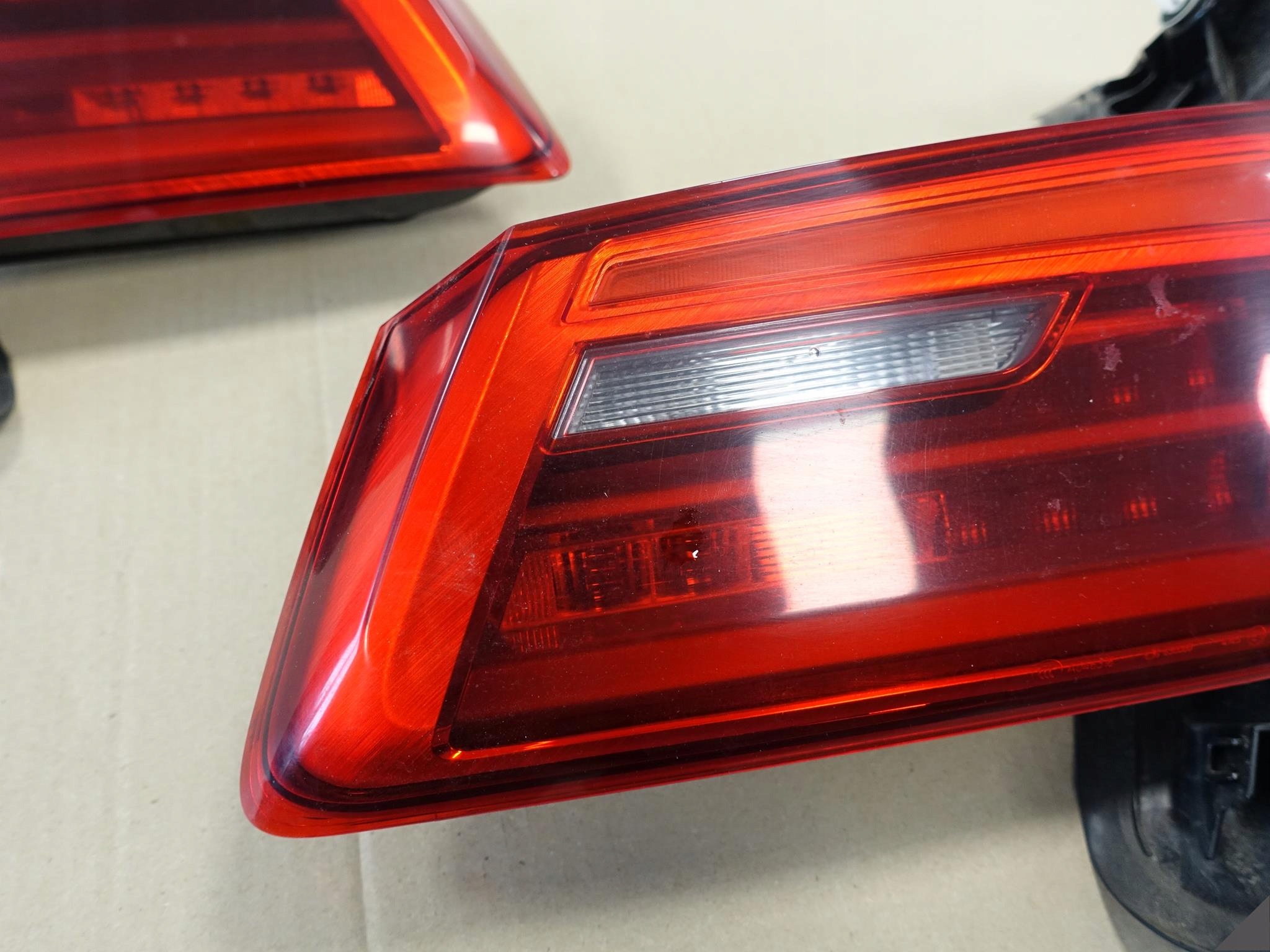 BMW M5 F90 G30 SEDAN LED POKRYWA TYŁ EU L LUB P BMW M5 F90 G30 SEDAN LED POKRYWA TYŁ EU L LUB P - obrazek 2