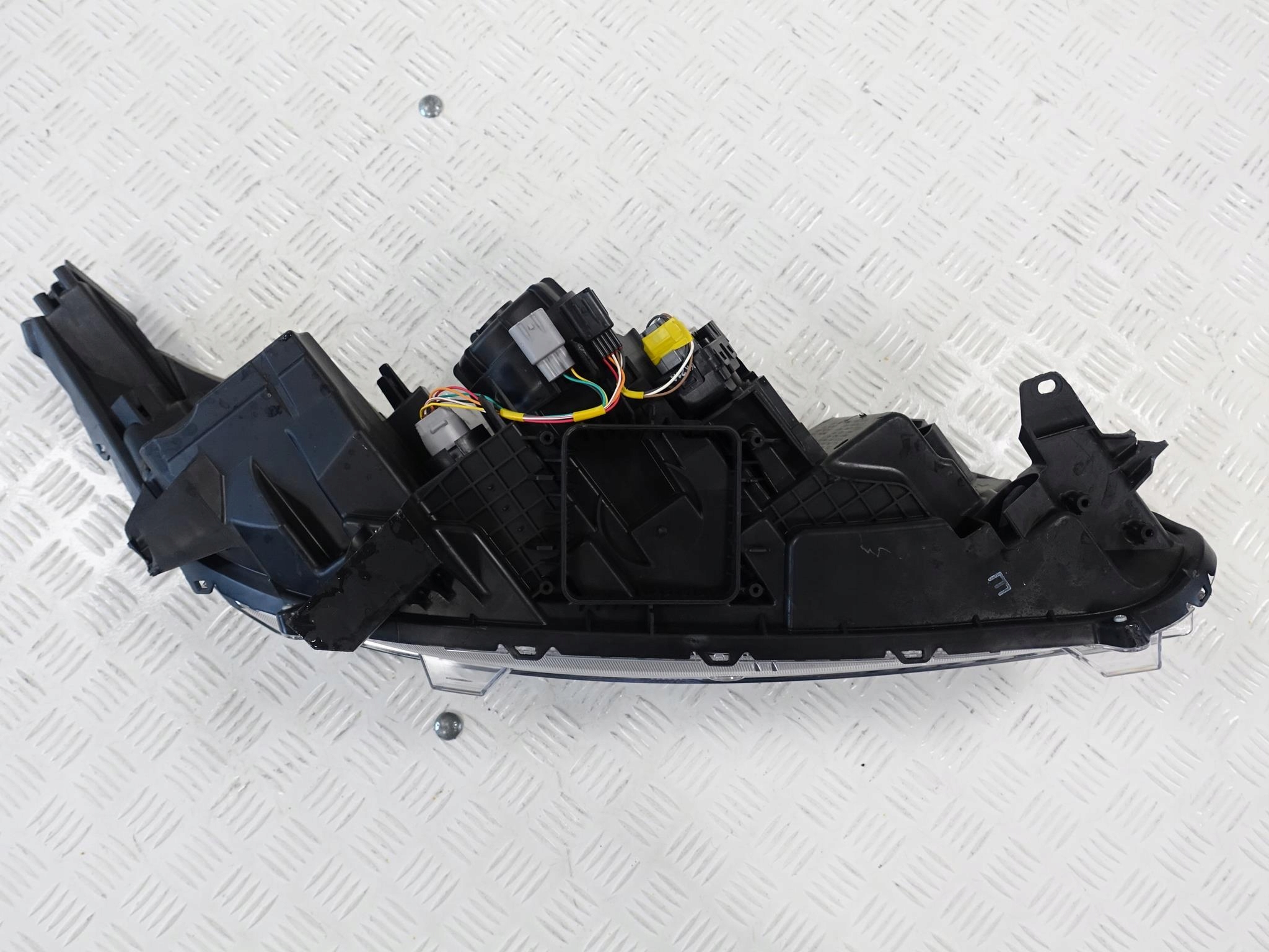 MITSUBISHI ECLIPSE CROSS 18- ZWYKŁA + LED LEWA EU LAMPA MITSUBISHI ECLIPSE CROSS 18- ZWYKŁA + LED LEWA EU LAMPA - obrazek 9
