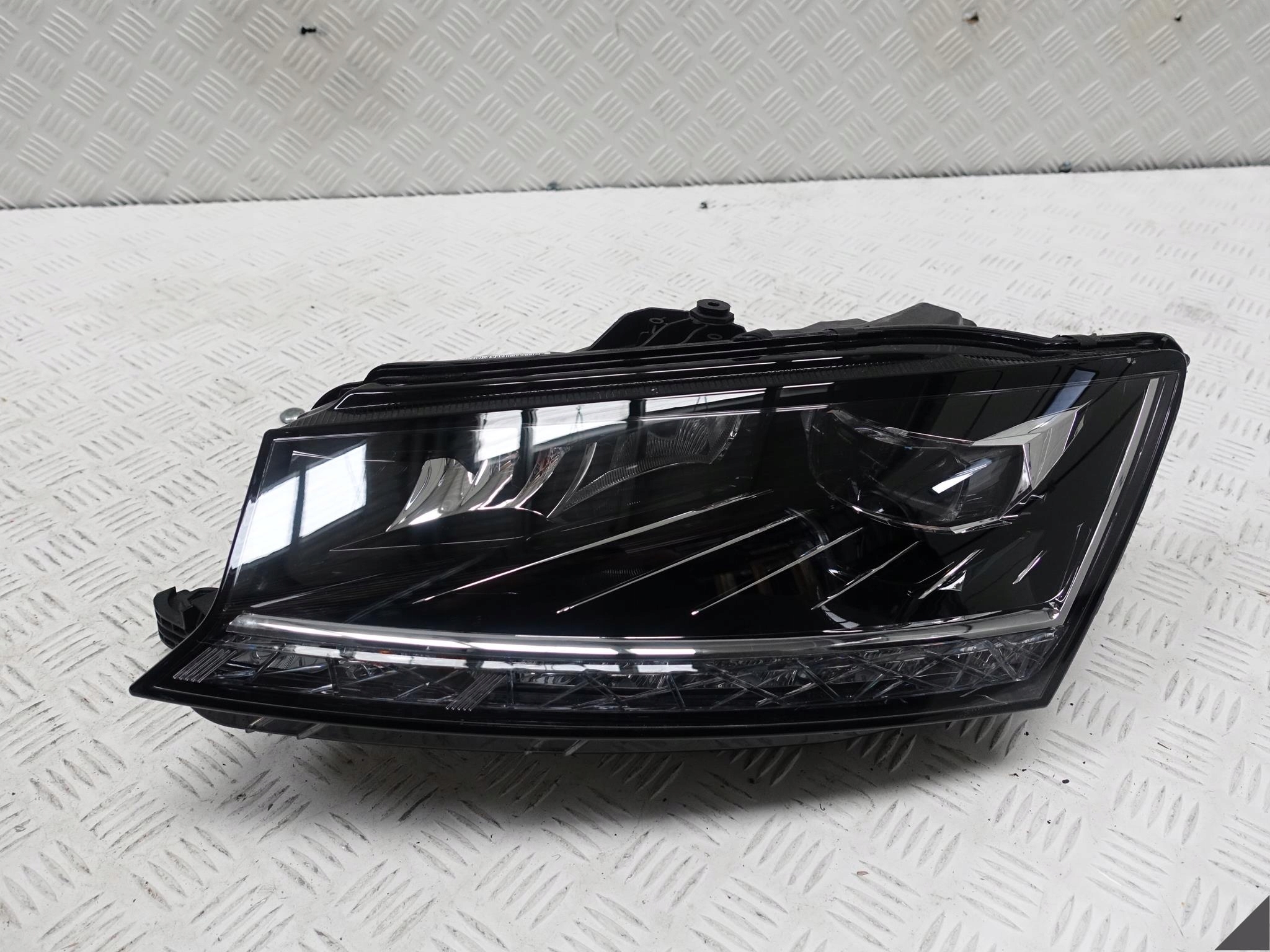 SKODA FABIA 6V1 LIFT 18- FULL LED LEWA EUROPA KPL LAMPA SKODA FABIA 6V1 LIFT 18- FULL LED LEWA EUROPA KPL LAMPA