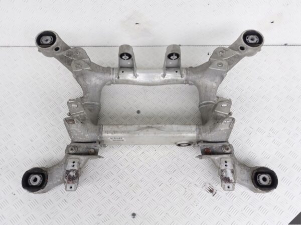 BMW F10 F11 F07 WÓZEK SANKI BELKA TYŁ 6798545 BMW F10 F11 F07 WÓZEK SANKI BELKA TYŁ 6798545