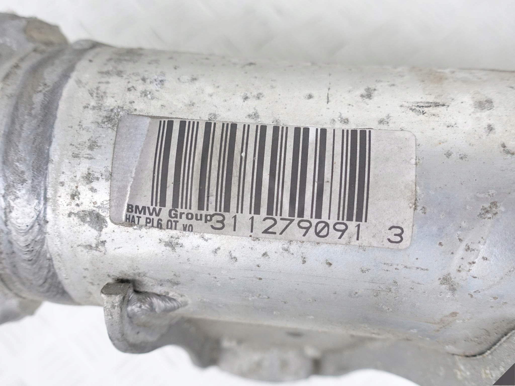 BMW F10 F11 F07 WÓZEK SANKI BELKA TYŁ 6798545 BMW F10 F11 F07 WÓZEK SANKI BELKA TYŁ 6798545 - obrazek 8
