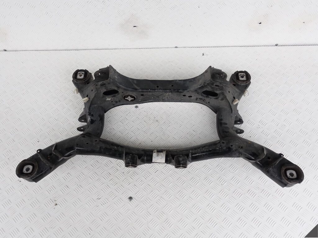 BMW F31 F33 F36 WÓZEK SANKI BELKA TYŁ 6792507