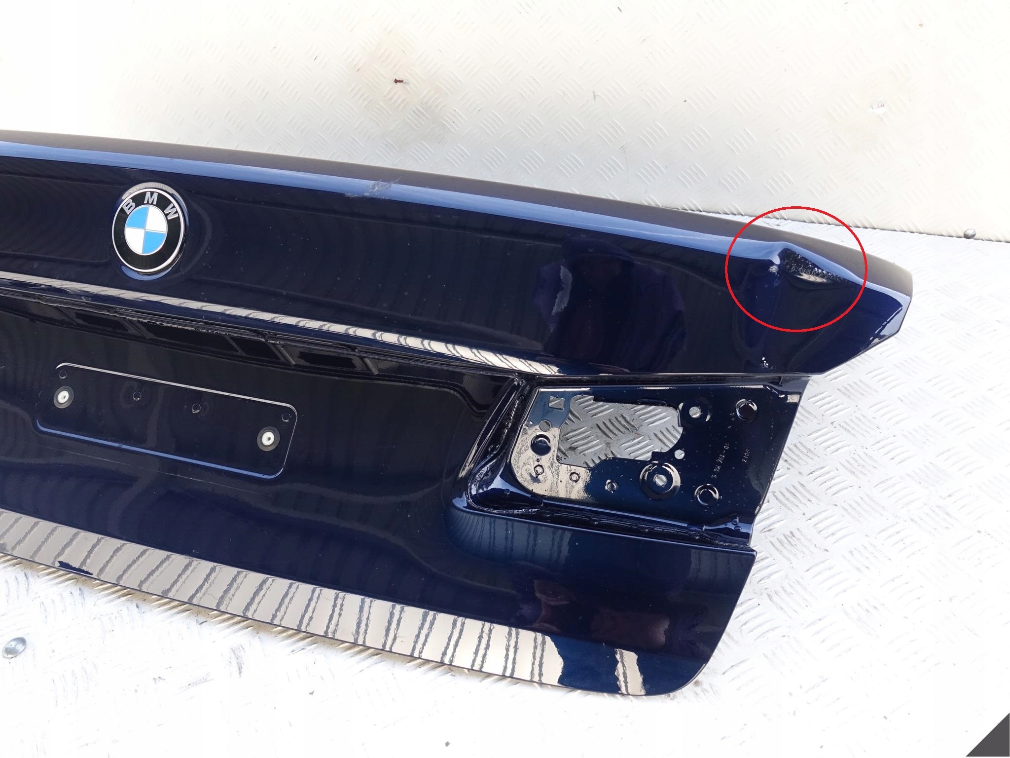 BMW 5 G30 M5 F90 SEDAN POKRYWA BAGAŻNIKA TYŁ BMW 5 G30 M5 F90 SEDAN POKRYWA BAGAŻNIKA TYŁ - obrazek 7