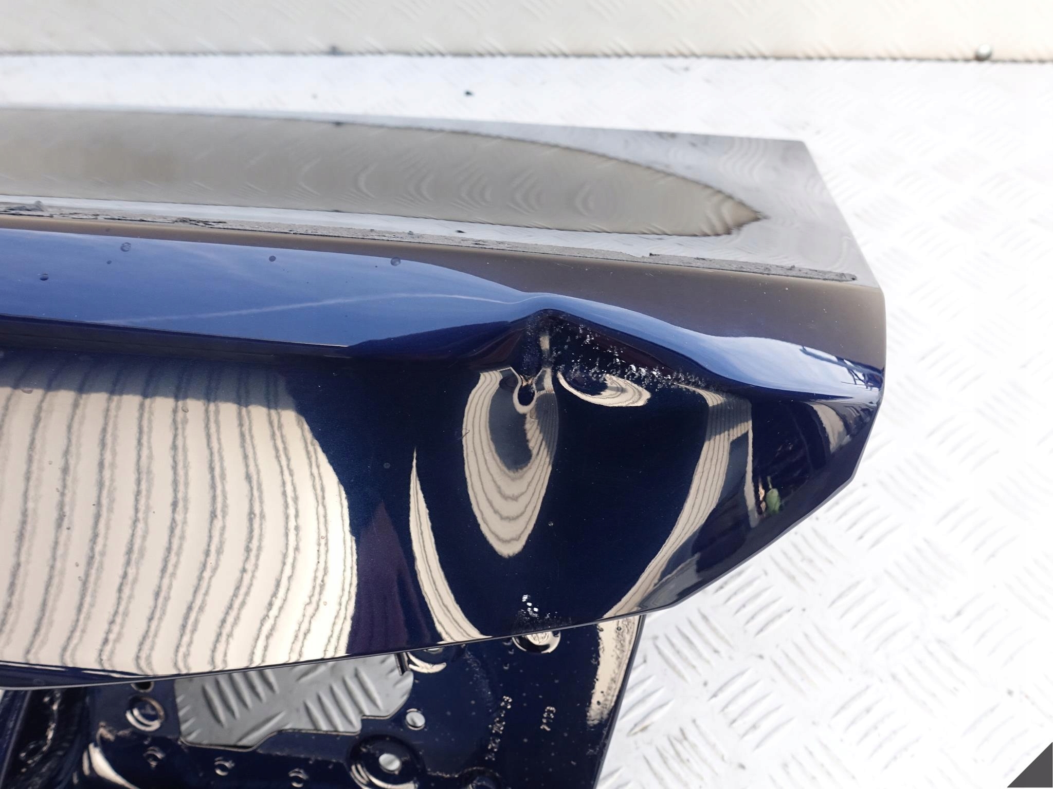 BMW 5 G30 M5 F90 SEDAN POKRYWA BAGAŻNIKA TYŁ BMW 5 G30 M5 F90 SEDAN POKRYWA BAGAŻNIKA TYŁ - obrazek 8