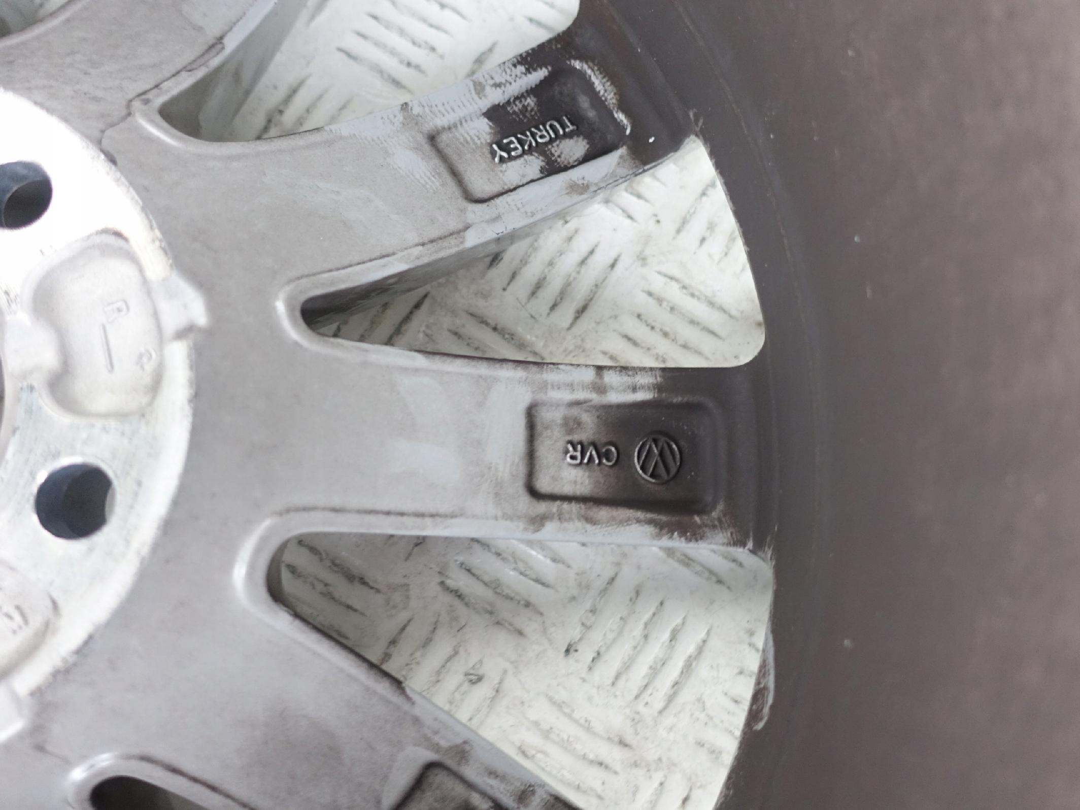 VW TOUAREG 760 III 8×18 ET25 5×112 760071498 VW TOUAREG 760 III 8x18 ET25 5x112 760071498 - obrazek 10