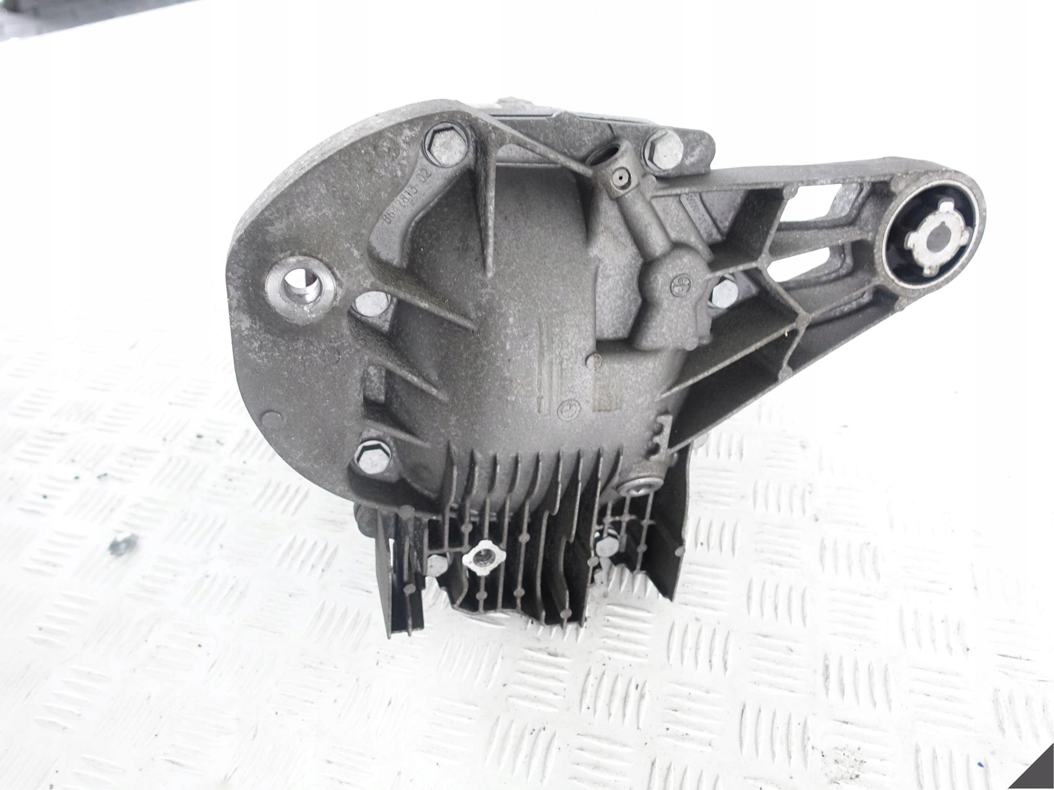 BMW 7 G12 G11 5 G30 2.81 MOST DYFER TYŁ 8642810 BMW 7 G12 G11 5 G30 2.81 MOST DYFER TYŁ 8642810 - obrazek 4