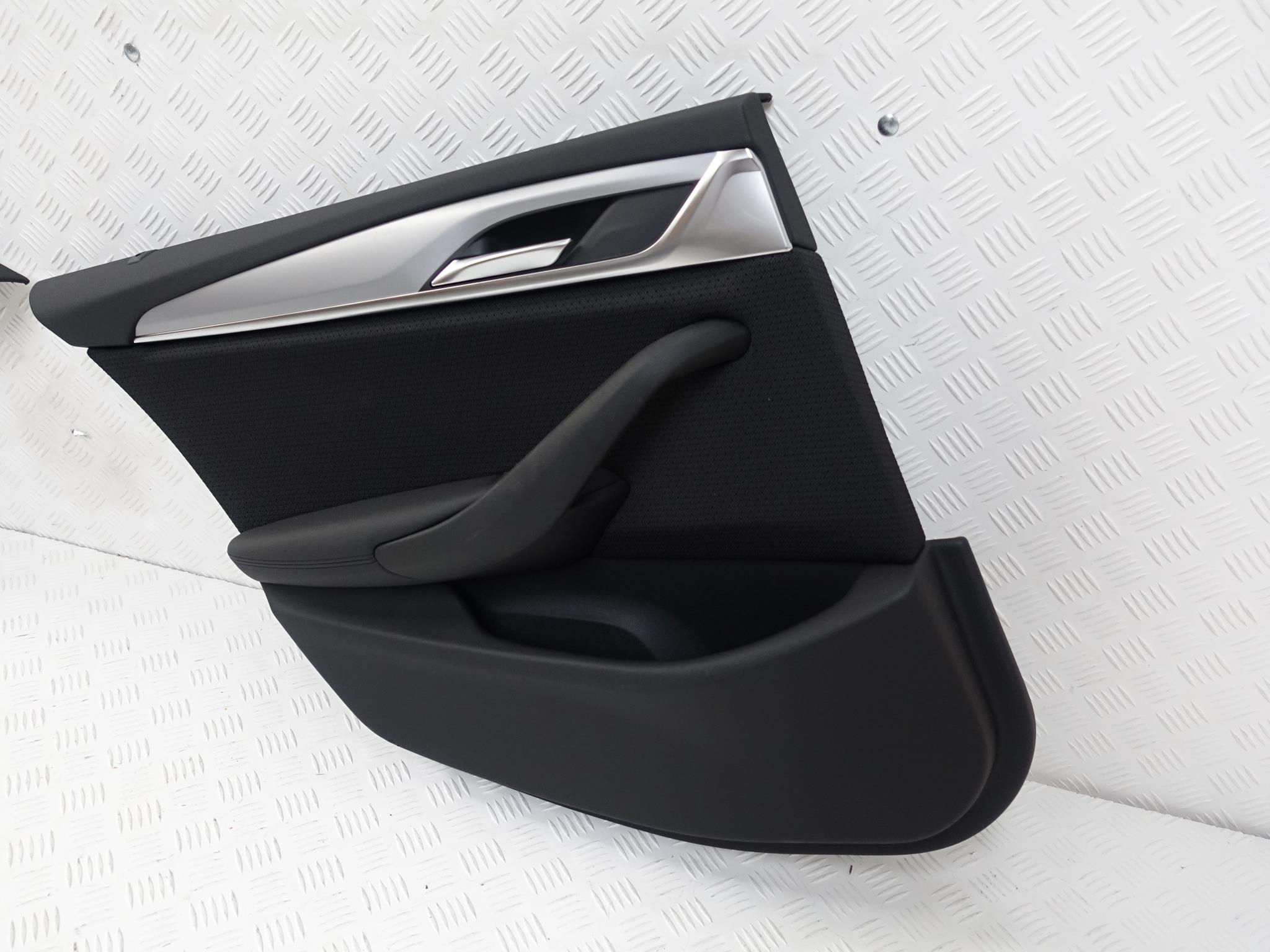 BMW 5 G30 G31 PRAWA LEWA TYŁ TAPICERKA SKÓRA BMW 5 G30 G31 PRAWA LEWA TYŁ TAPICERKA SKÓRA - obrazek 7