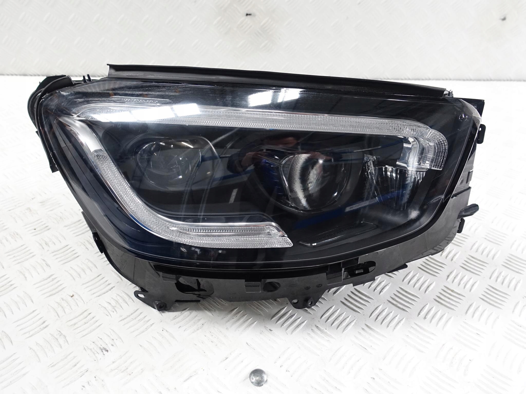 MERCEDES GLC X253 LIFT MOPF 19- FULL LED MULTIBEAM LAMPA MERCEDES GLC X253 LIFT MOPF 19- FULL LED MULTIBEAM LAMPA