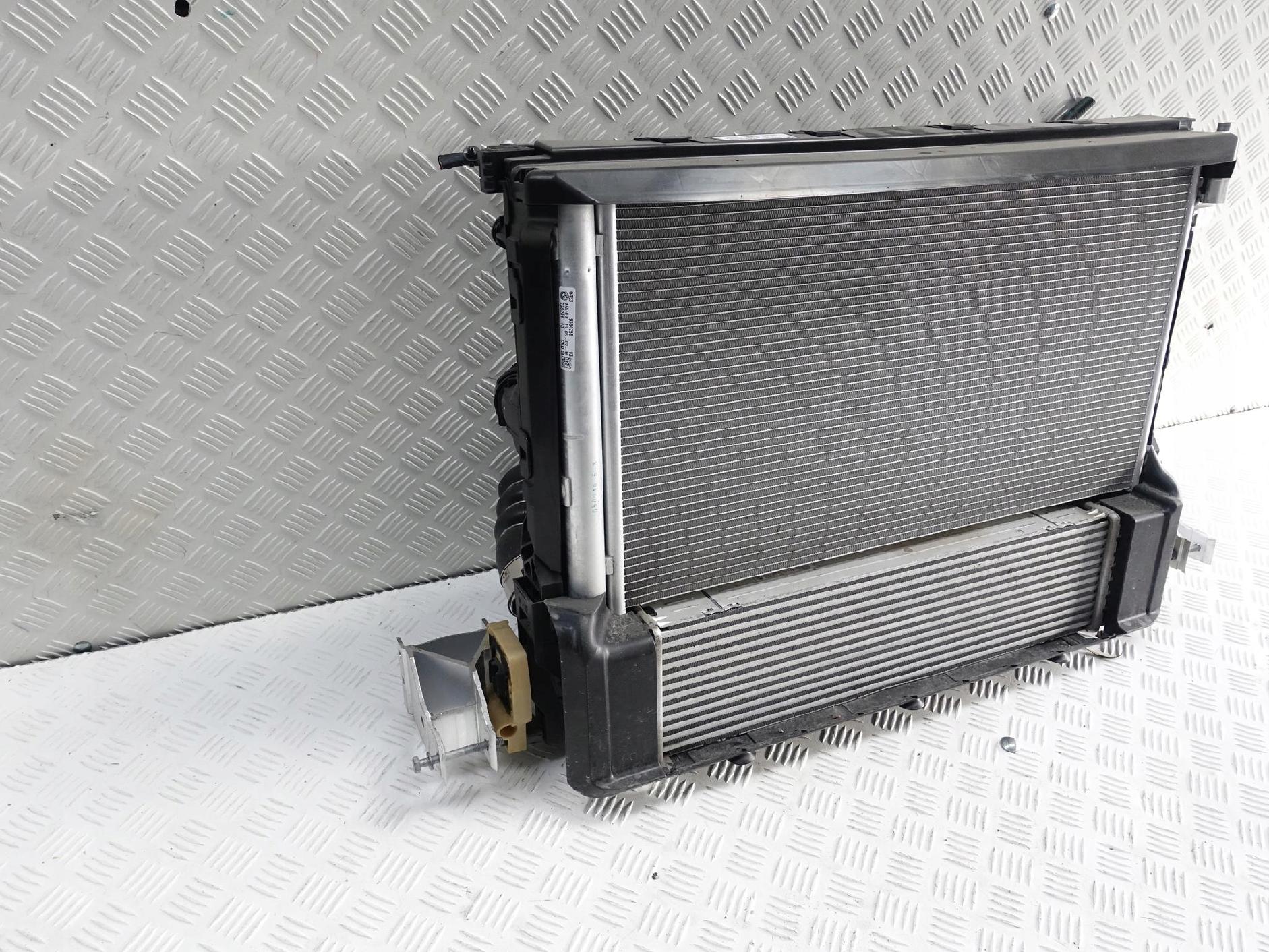 BMW 5 G31 G30 3.0Xd 265PS ZESTAW CHŁODNIC KOMPLET BMW 5 G31 G30 3.0Xd 265PS ZESTAW CHŁODNIC KOMPLET - obrazek 2